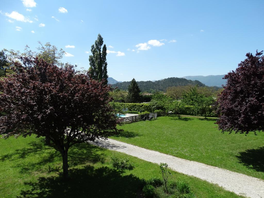 L'Enclos B&B Châtillon-en-Diois Extérieur photo