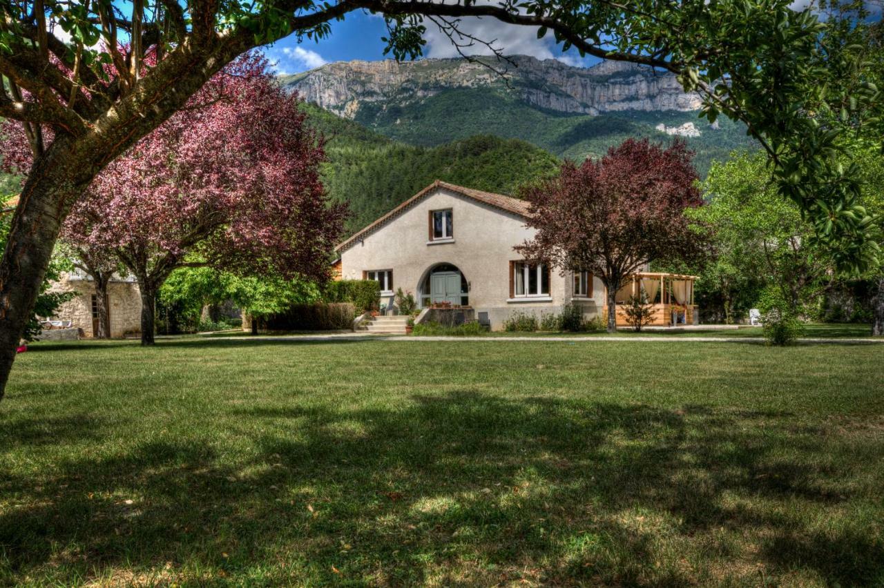 L'Enclos B&B Châtillon-en-Diois Extérieur photo